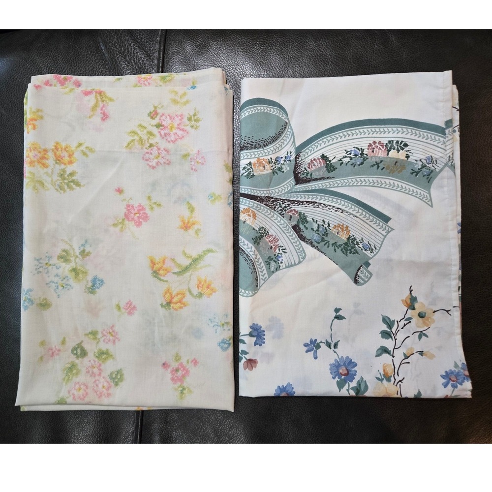 Vintage Pillowcases Mismatched Pair - Bows & Flowers
